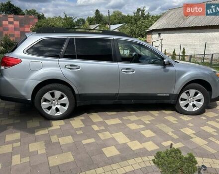 Сірий Субару Аутбек, об'ємом двигуна 2.46 л та пробігом 273 тис. км за 9250 $, фото 3 на Automoto.ua