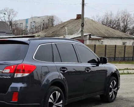 Серый Субару Аутбек, объемом двигателя 2.5 л и пробегом 250 тыс. км за 9700 $, фото 5 на Automoto.ua