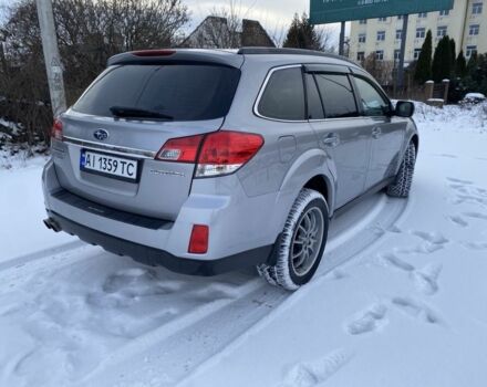 Сірий Субару Аутбек, об'ємом двигуна 2.5 л та пробігом 175 тис. км за 10500 $, фото 4 на Automoto.ua