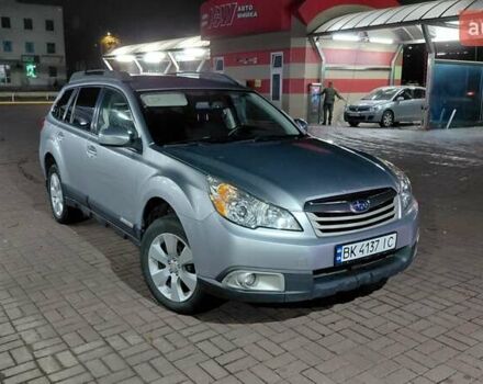 Серый Субару Аутбек, объемом двигателя 2.46 л и пробегом 280 тыс. км за 7500 $, фото 4 на Automoto.ua