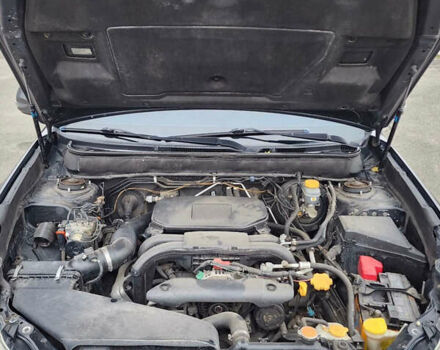 Серый Субару Аутбек, объемом двигателя 2.5 л и пробегом 250 тыс. км за 9700 $, фото 9 на Automoto.ua