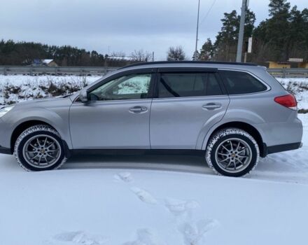 Сірий Субару Аутбек, об'ємом двигуна 2.5 л та пробігом 175 тис. км за 10500 $, фото 1 на Automoto.ua