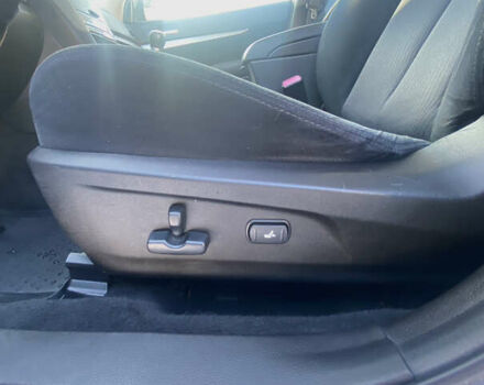 Сірий Субару Аутбек, об'ємом двигуна 2 л та пробігом 283 тис. км за 7600 $, фото 12 на Automoto.ua