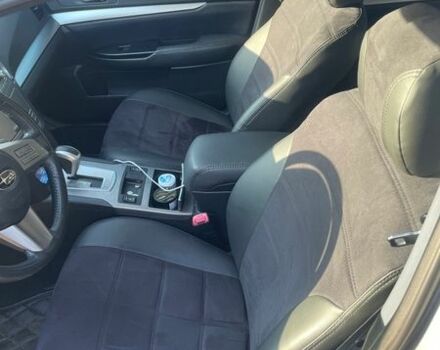 Сірий Субару Аутбек, об'ємом двигуна 2.46 л та пробігом 247 тис. км за 10000 $, фото 9 на Automoto.ua