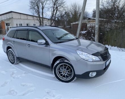 Сірий Субару Аутбек, об'ємом двигуна 2.5 л та пробігом 175 тис. км за 10500 $, фото 6 на Automoto.ua