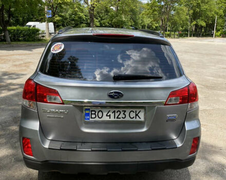 Сірий Субару Аутбек, об'ємом двигуна 2 л та пробігом 160 тис. км за 9500 $, фото 6 на Automoto.ua