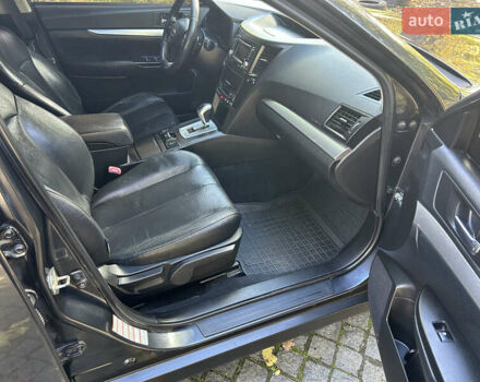 Серый Субару Аутбек, объемом двигателя 2.46 л и пробегом 228 тыс. км за 7800 $, фото 11 на Automoto.ua