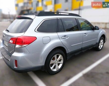 Сірий Субару Аутбек, об'ємом двигуна 2.46 л та пробігом 215 тис. км за 13250 $, фото 6 на Automoto.ua