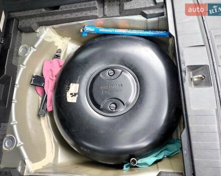 Сірий Субару Аутбек, об'ємом двигуна 2.46 л та пробігом 215 тис. км за 13250 $, фото 43 на Automoto.ua