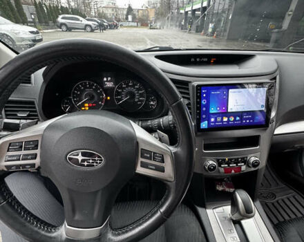 Серый Субару Аутбек, объемом двигателя 2.5 л и пробегом 235 тыс. км за 10000 $, фото 8 на Automoto.ua
