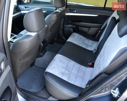 Сірий Субару Аутбек, об'ємом двигуна 2 л та пробігом 251 тис. км за 6800 $, фото 18 на Automoto.ua