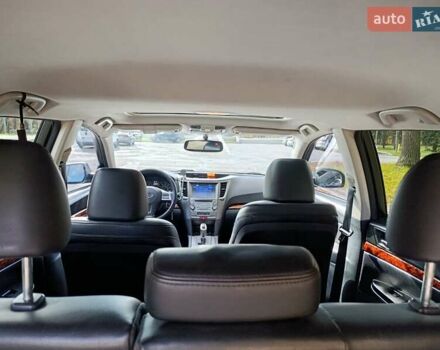 Серый Субару Аутбек, объемом двигателя 2.46 л и пробегом 178 тыс. км за 9999 $, фото 52 на Automoto.ua