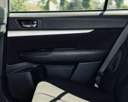 Серый Субару Аутбек, объемом двигателя 2.46 л и пробегом 296 тыс. км за 8999 $, фото 17 на Automoto.ua