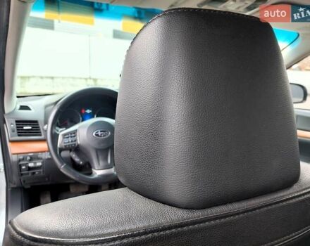 Сірий Субару Аутбек, об'ємом двигуна 2.46 л та пробігом 215 тис. км за 13250 $, фото 30 на Automoto.ua
