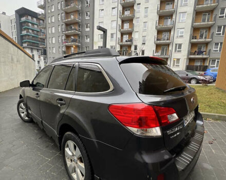 Серый Субару Аутбек, объемом двигателя 2.46 л и пробегом 225 тыс. км за 8900 $, фото 8 на Automoto.ua