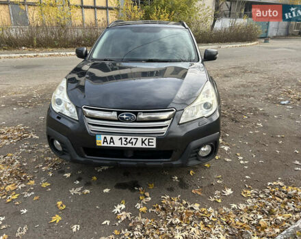 Сірий Субару Аутбек, об'ємом двигуна 2.46 л та пробігом 228 тис. км за 7800 $, фото 1 на Automoto.ua