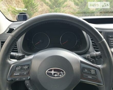 Серый Субару Аутбек, объемом двигателя 2.5 л и пробегом 322 тыс. км за 10299 $, фото 87 на Automoto.ua