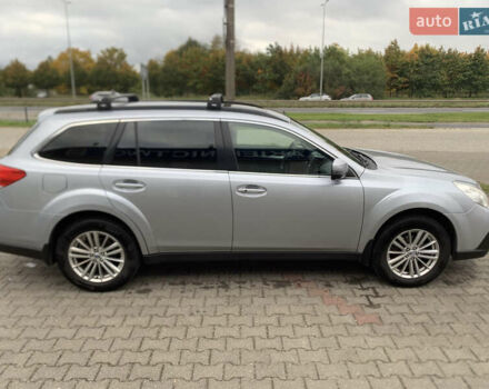 Сірий Субару Аутбек, об'ємом двигуна 2.46 л та пробігом 245 тис. км за 11000 $, фото 8 на Automoto.ua