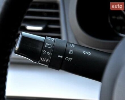 Сірий Субару Аутбек, об'ємом двигуна 2 л та пробігом 251 тис. км за 6800 $, фото 35 на Automoto.ua