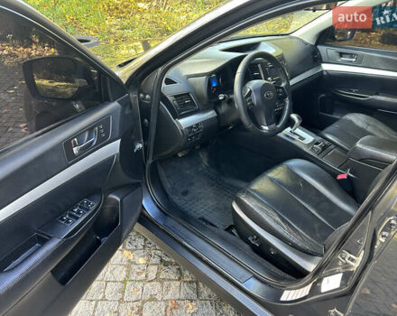 Сірий Субару Аутбек, об'ємом двигуна 2.46 л та пробігом 228 тис. км за 7500 $, фото 8 на Automoto.ua