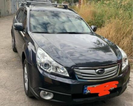 Серый Субару Аутбек, объемом двигателя 2.5 л и пробегом 201 тыс. км за 11000 $, фото 1 на Automoto.ua