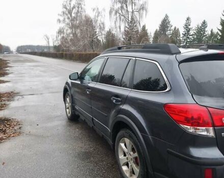 Сірий Субару Аутбек, об'ємом двигуна 2.46 л та пробігом 285 тис. км за 9000 $, фото 2 на Automoto.ua