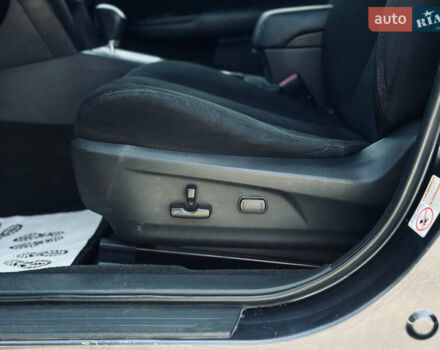 Серый Субару Аутбек, объемом двигателя 2.46 л и пробегом 296 тыс. км за 9400 $, фото 21 на Automoto.ua