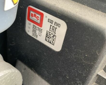 Серый Субару Аутбек, объемом двигателя 2.5 л и пробегом 201 тыс. км за 11000 $, фото 10 на Automoto.ua