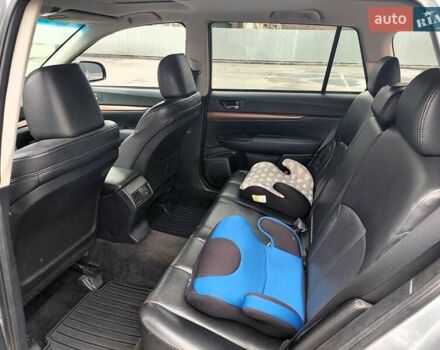 Серый Субару Аутбек, объемом двигателя 2.46 л и пробегом 215 тыс. км за 12150 $, фото 19 на Automoto.ua