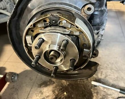 Серый Субару Аутбек, объемом двигателя 2.5 л и пробегом 322 тыс. км за 9200 $, фото 12 на Automoto.ua