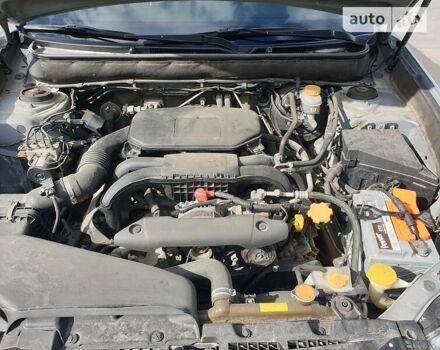 Серый Субару Аутбек, объемом двигателя 2.5 л и пробегом 322 тыс. км за 9200 $, фото 76 на Automoto.ua