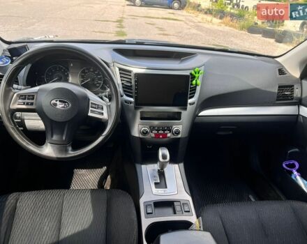 Сірий Субару Аутбек, об'ємом двигуна 2.5 л та пробігом 157 тис. км за 8900 $, фото 9 на Automoto.ua