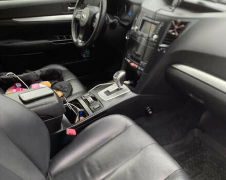 Сірий Субару Аутбек, об'ємом двигуна 2.46 л та пробігом 245 тис. км за 11000 $, фото 15 на Automoto.ua