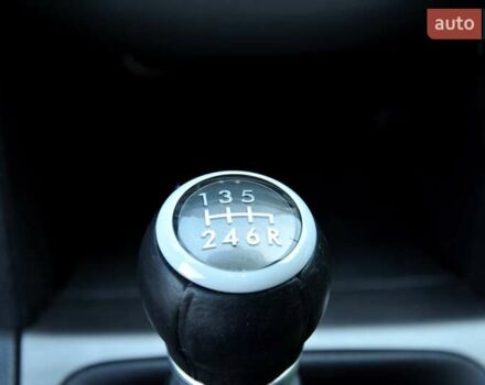 Сірий Субару Аутбек, об'ємом двигуна 2 л та пробігом 251 тис. км за 6800 $, фото 30 на Automoto.ua