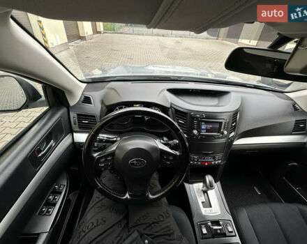 Серый Субару Аутбек, объемом двигателя 2 л и пробегом 269 тыс. км за 7950 $, фото 32 на Automoto.ua