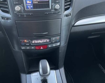 Серый Субару Аутбек, объемом двигателя 2 л и пробегом 181 тыс. км за 9999 $, фото 8 на Automoto.ua