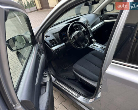 Серый Субару Аутбек, объемом двигателя 2 л и пробегом 269 тыс. км за 7950 $, фото 23 на Automoto.ua