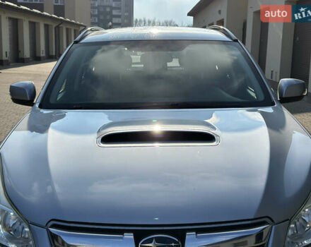 Серый Субару Аутбек, объемом двигателя 2 л и пробегом 269 тыс. км за 7950 $, фото 10 на Automoto.ua