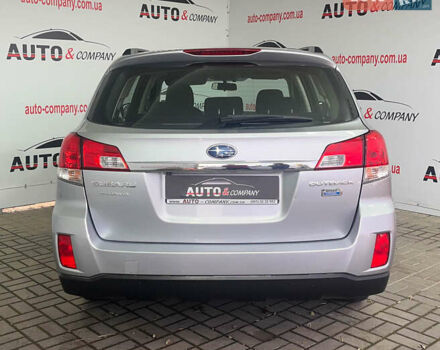 Субару Аутбек 2013 в Львове на Automoto.ua Серый Субару Аутбек, объемом двигателя 2 л и пробегом 180 тыс. км за 11150 $, фото 3 на Automoto.ua