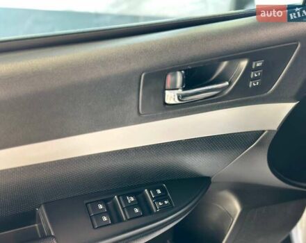 Сірий Субару Аутбек, об'ємом двигуна 2.46 л та пробігом 109 тис. км за 12800 $, фото 18 на Automoto.ua