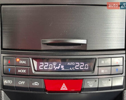 Серый Субару Аутбек, объемом двигателя 2 л и пробегом 180 тыс. км за 11150 $, фото 20 на Automoto.ua