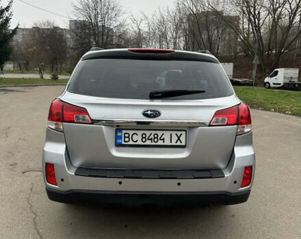 Серый Субару Аутбек, объемом двигателя 2.46 л и пробегом 195 тыс. км за 12500 $, фото 3 на Automoto.ua