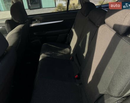 Серый Субару Аутбек, объемом двигателя 2 л и пробегом 267 тыс. км за 6800 $, фото 7 на Automoto.ua