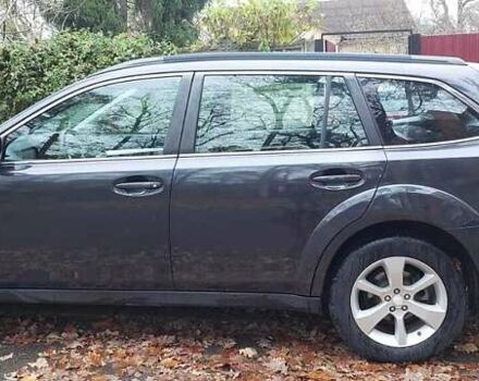 Серый Субару Аутбек, объемом двигателя 2.46 л и пробегом 180 тыс. км за 9000 $, фото 1 на Automoto.ua