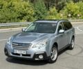 Сірий Субару Аутбек, об'ємом двигуна 2.46 л та пробігом 233 тис. км за 9900 $, фото 1 на Automoto.ua