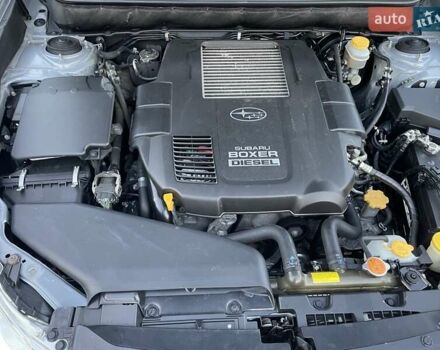 Серый Субару Аутбек, объемом двигателя 2 л и пробегом 181 тыс. км за 9999 $, фото 16 на Automoto.ua