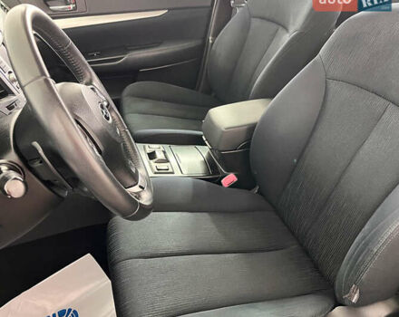 Субару Аутбек 2013 в Львове на Automoto.ua Серый Субару Аутбек, объемом двигателя 2 л и пробегом 180 тыс. км за 11150 $, фото 6 на Automoto.ua