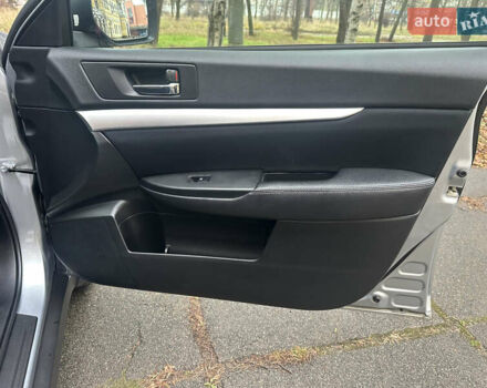 Серый Субару Аутбек, объемом двигателя 2.46 л и пробегом 216 тыс. км за 10700 $, фото 23 на Automoto.ua