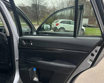 Серый Субару Аутбек, объемом двигателя 2.46 л и пробегом 195 тыс. км за 12500 $, фото 13 на Automoto.ua