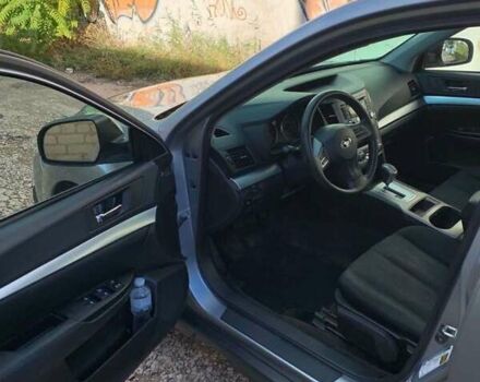 Сірий Субару Аутбек, об'ємом двигуна 2.46 л та пробігом 188 тис. км за 8200 $, фото 10 на Automoto.ua